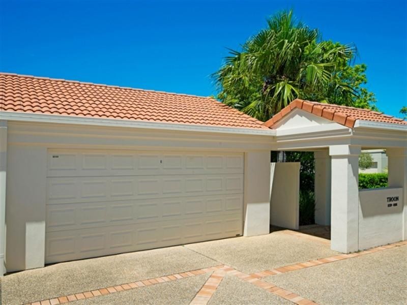 8335 Magnolia Drive East, Hope Island QLD 4212