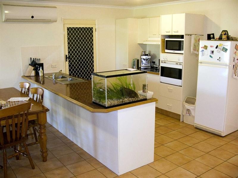24 Blueash Crescent, Oxenford QLD 4210