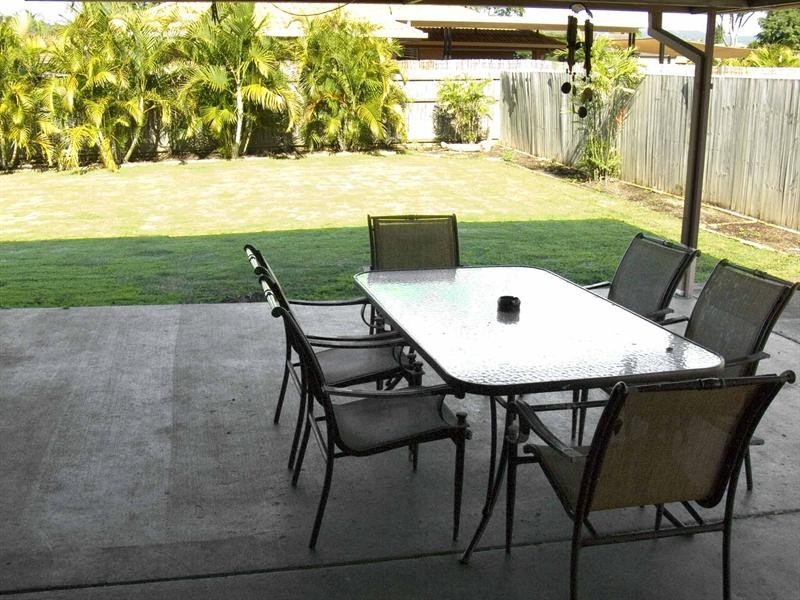 24 Blueash Crescent, Oxenford QLD 4210