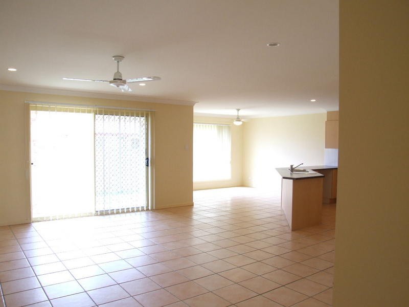 10 Collins Street, Collingwood Park QLD 4301