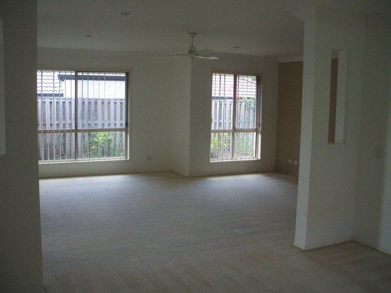 Pacific Pines QLD 4211