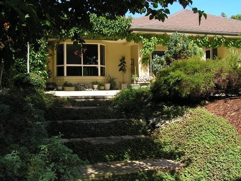 32 River Cove Place, Hope Island QLD 4212