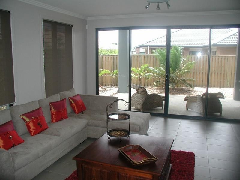 28 Temple Island Circuit, Oxenford QLD 4210