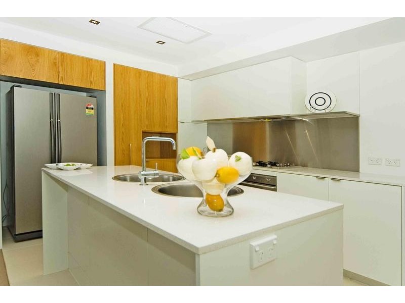 Hope Island QLD 4212