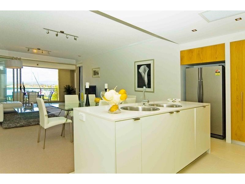 Hope Island QLD 4212