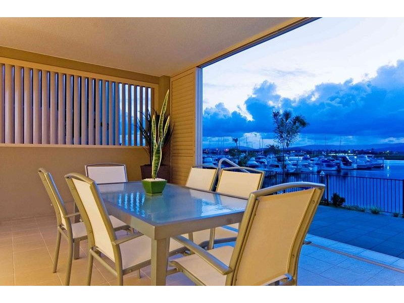 1793 4 Stillwater. Rialto Quay Drive, Hope Island QLD 4212