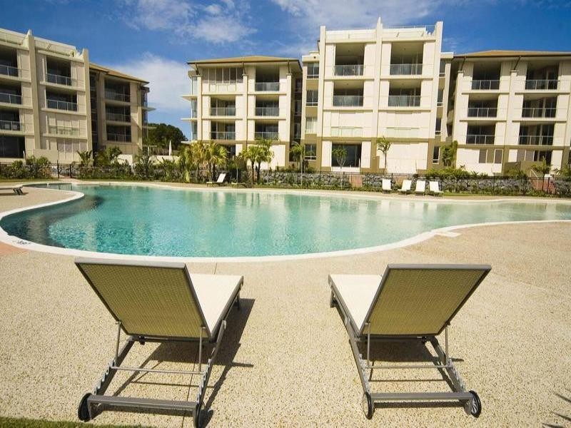 1715 1 Stillwater. Rialto Quay Drive, Hope Island QLD 4212