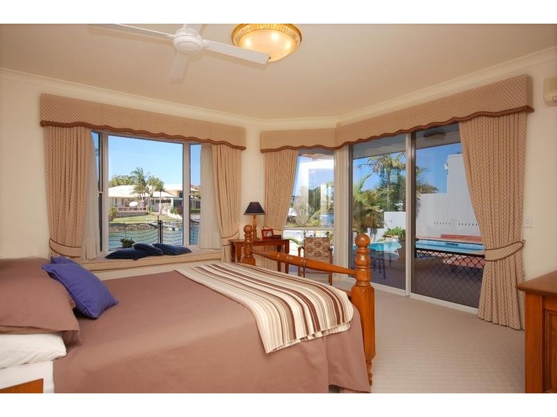 7306 Bayside Close, Sanctuary Cove QLD 4212