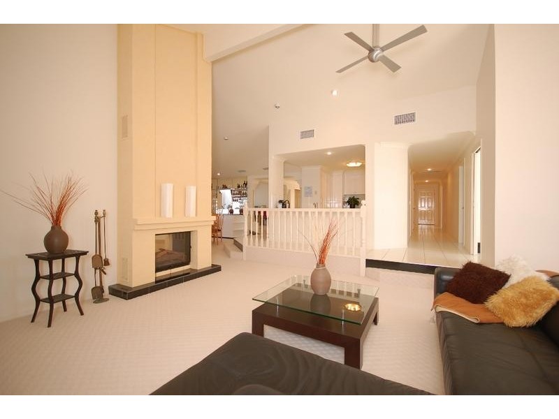 7306 Bayside Close, Sanctuary Cove QLD 4212