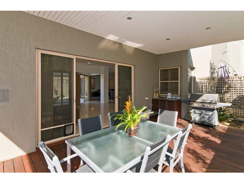 Sorrento QLD 4217