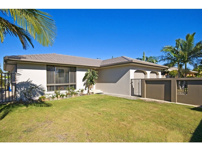 Broadbeach Waters QLD 4218