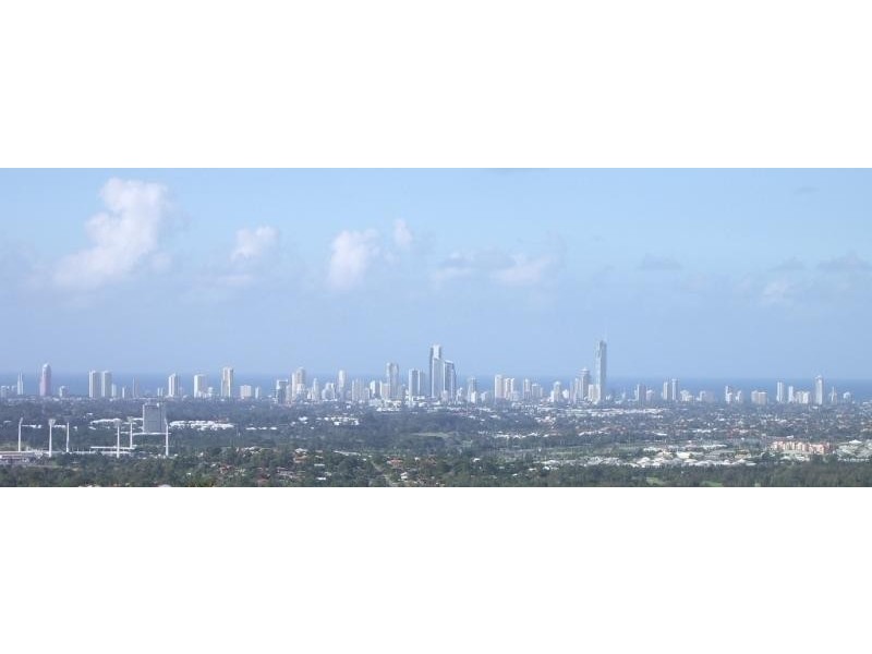 Highland Park QLD 4211