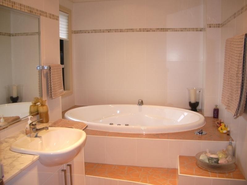 Highland Park QLD 4211