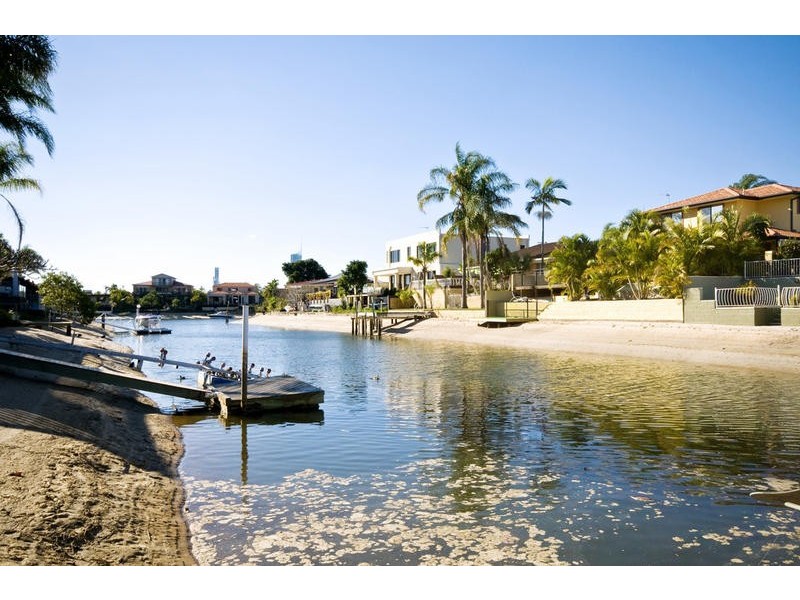 Broadbeach Waters QLD 4218