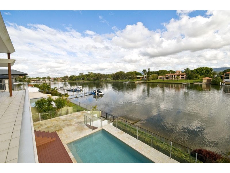 97 Sir Bruce Small Boulevard, Benowa QLD 4217