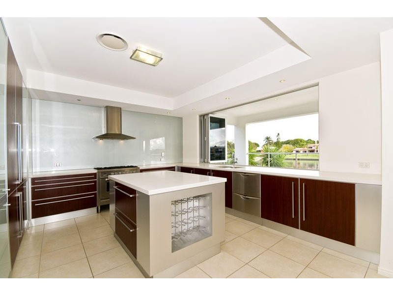 97 Sir Bruce Small Boulevard, Benowa QLD 4217