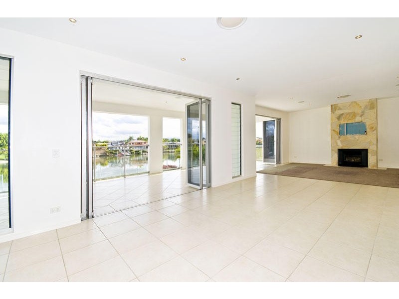 97 Sir Bruce Small Boulevard, Benowa QLD 4217