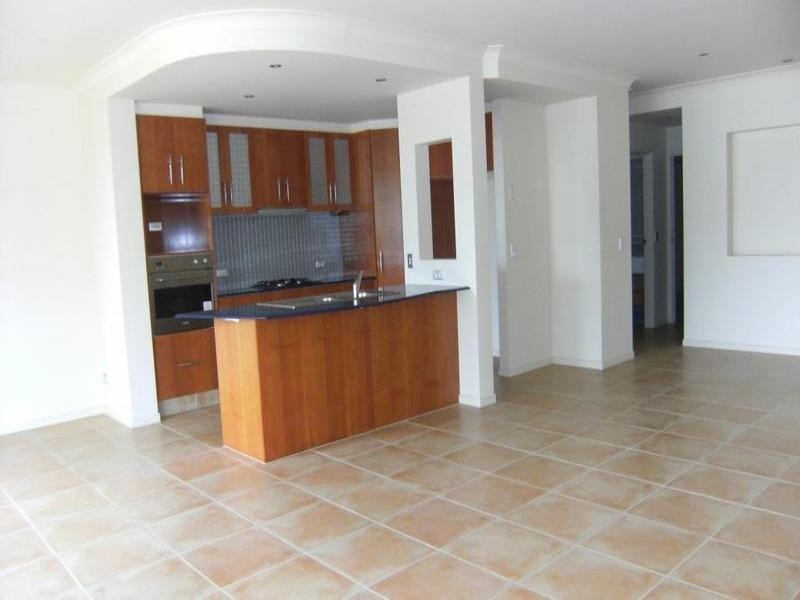 Carrara QLD 4211
