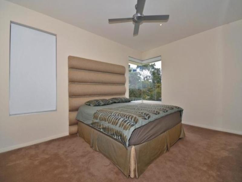 2 The Cape.Varsity Parade, Varsity Lakes QLD 4227