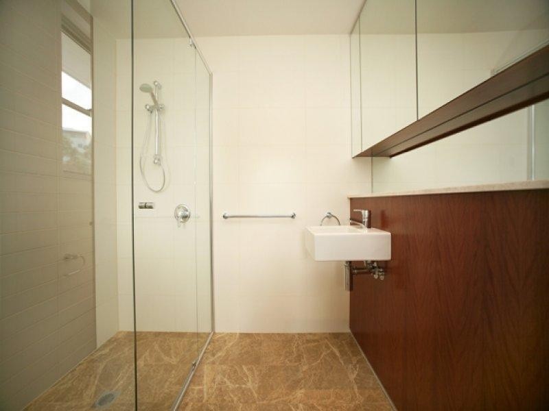 2 The Cape.Varsity Parade, Varsity Lakes QLD 4227