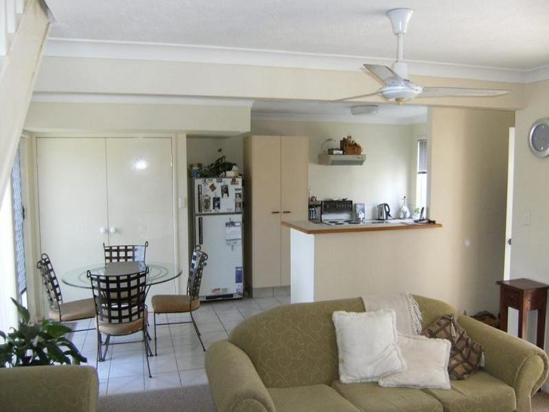 9 Surfers Palms North. 2 St Kevins Avenue, Benowa QLD 4217