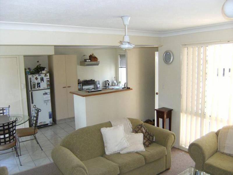 9 Surfers Palms North. 2 St Kevins Avenue, Benowa QLD 4217