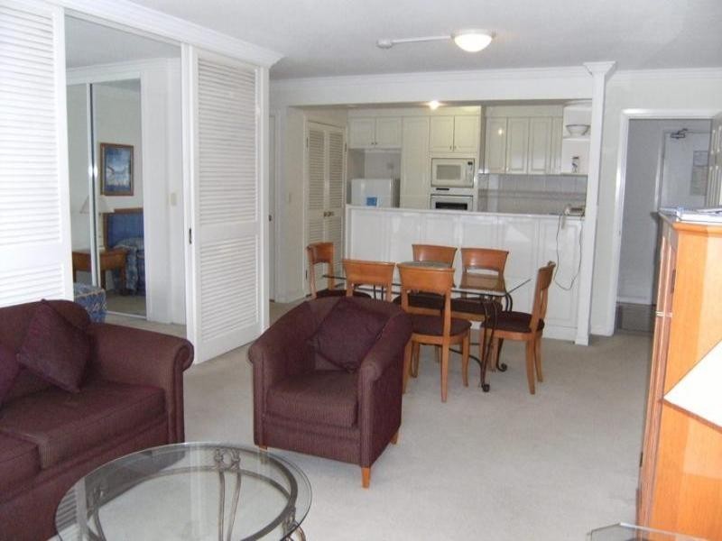 Broadbeach QLD 4218
