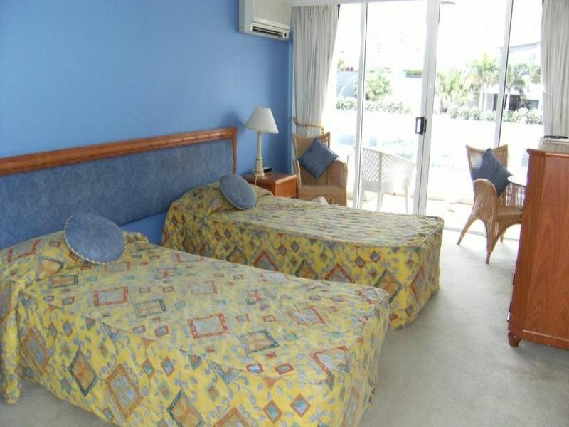 Broadbeach QLD 4218