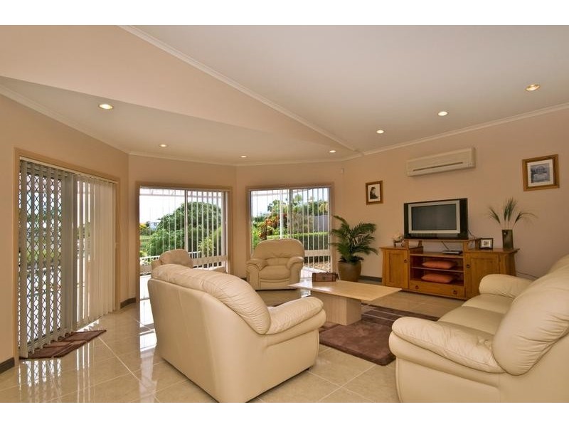 Benowa QLD 4217
