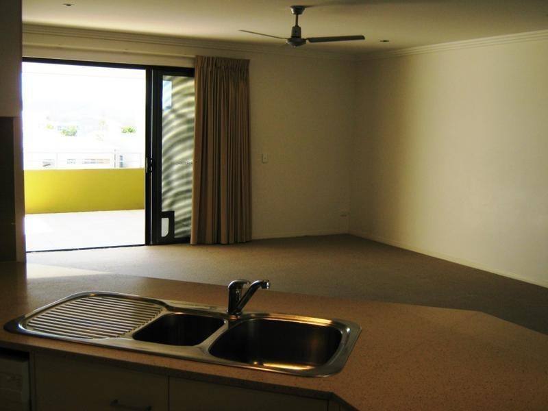 29 Market Square. 201 Varsity Parade, Varsity Lakes QLD 4227