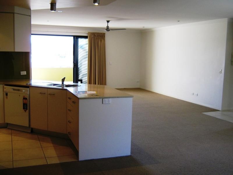 29 Market Square. 201 Varsity Parade, Varsity Lakes QLD 4227