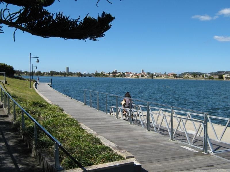 29 Market Square. 201 Varsity Parade, Varsity Lakes QLD 4227