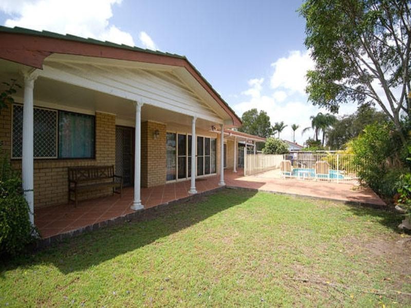 1 Medland Court, Sorrento QLD 4217