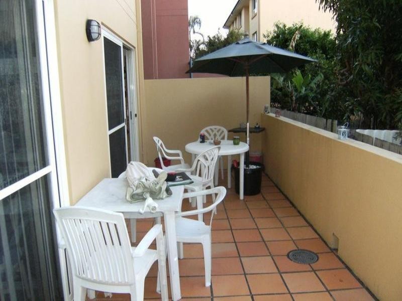 Chevron Island QLD 4217