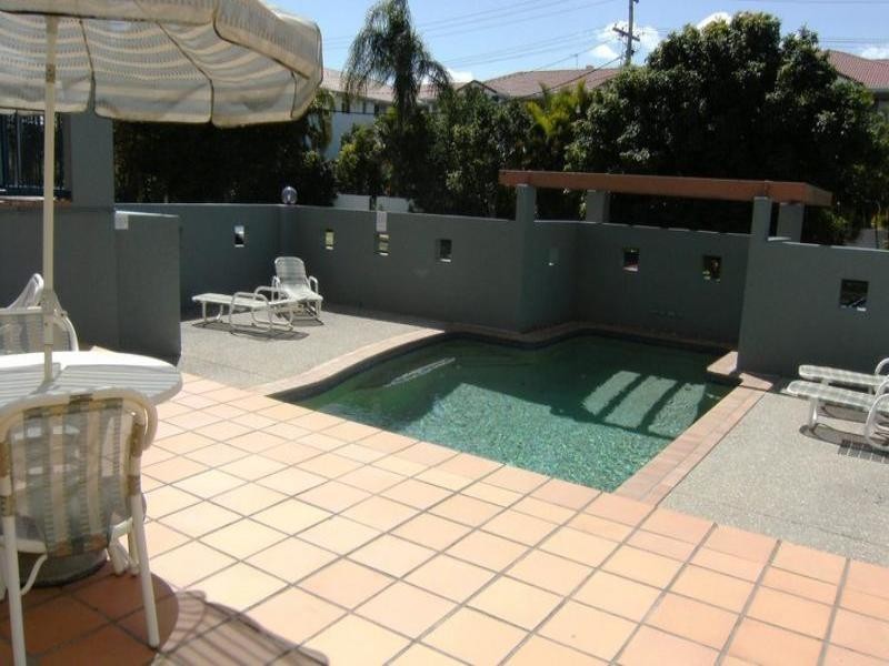 Chevron Island QLD 4217
