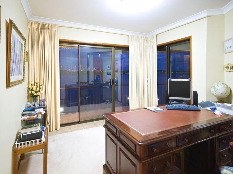 Mermaid Waters QLD 4218