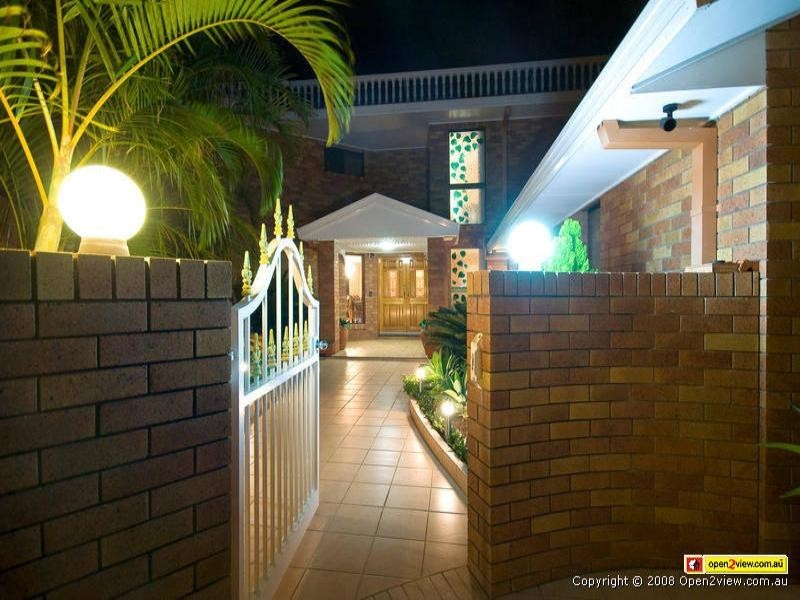 Mermaid Waters QLD 4218