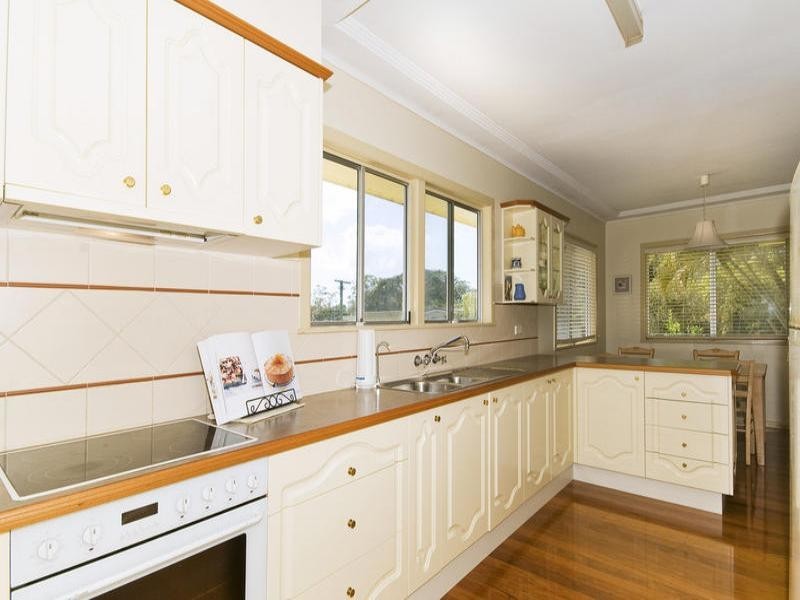 7 Schilling Avenue, Southport QLD 4215