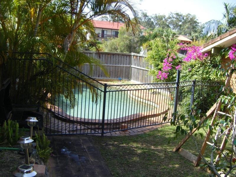 22 Loweana Street, Southport QLD 4215