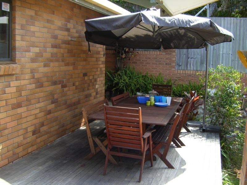 22 Loweana Street, Southport QLD 4215