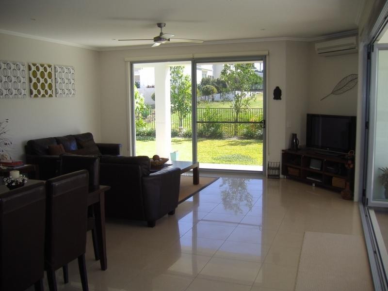 Ashmore QLD 4214
