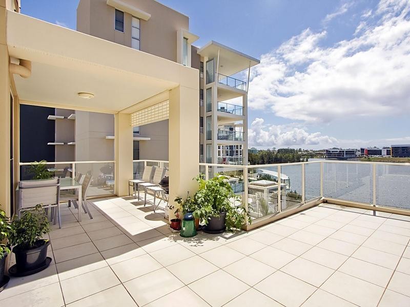 Varsity Lakes QLD 4227