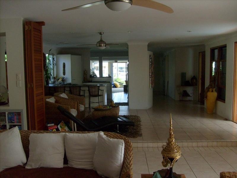 341 Monaco Street, Broadbeach Waters QLD 4218