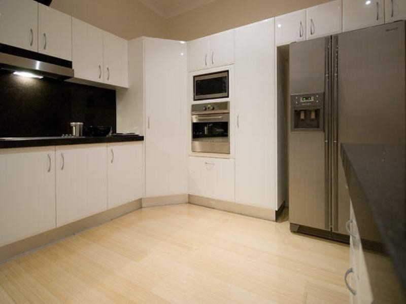 7 Brushwood Drive, Parkwood QLD 4214