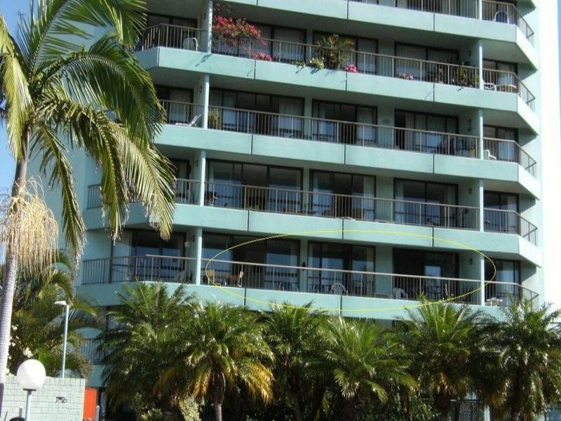2B Palmerston Towers.  114 Marine Parade, Southport QLD 4215
