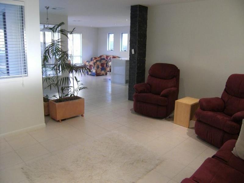 73 Coachwood Drive, Crestwood Heights, Molendinar QLD 4214