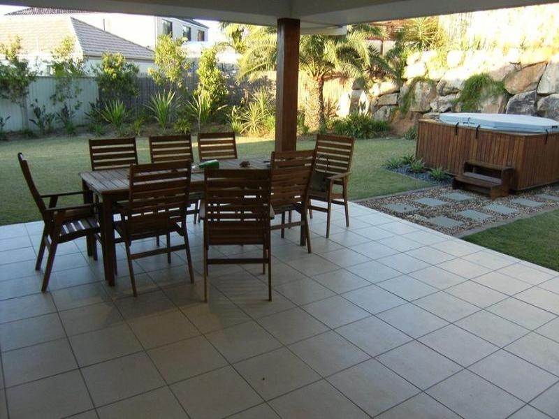 73 Coachwood Drive, Crestwood Heights, Molendinar QLD 4214