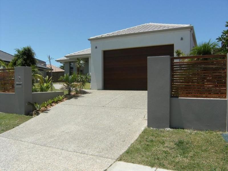 73 Coachwood Drive, Crestwood Heights, Molendinar QLD 4214