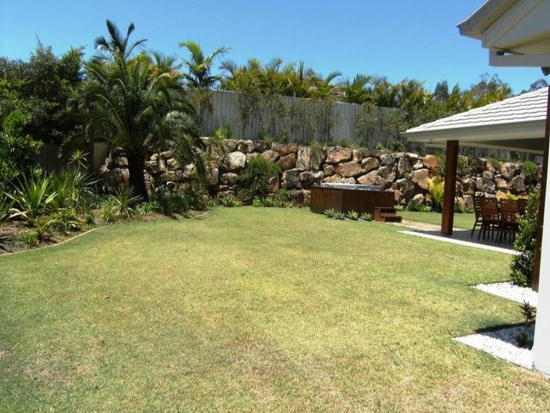 73 Coachwood Drive, Crestwood Heights, Molendinar QLD 4214