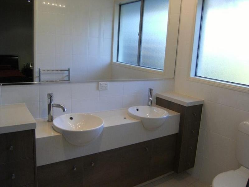 73 Coachwood Drive, Crestwood Heights, Molendinar QLD 4214